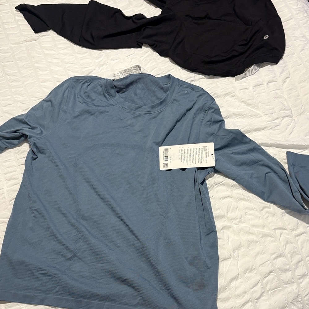 Lululemon Athletica Slate Blue Long Sleeve Top